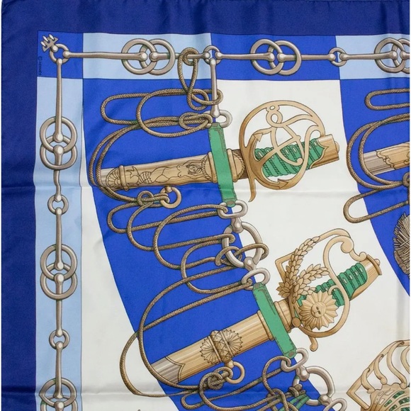 Hermes silk scarf - Picture 4 of 11